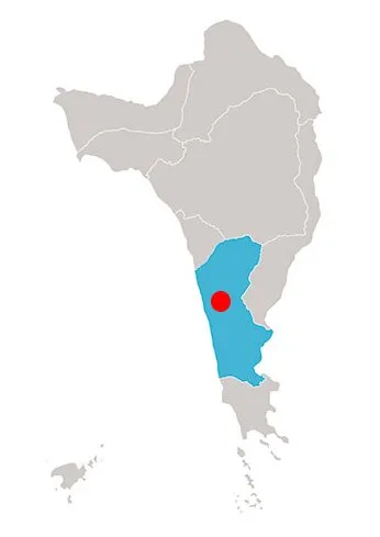 Map showing Phu Quoc International Airport in the south of the island, with Duong Dong town and Long Beach to the north and the road south to An Thoi.