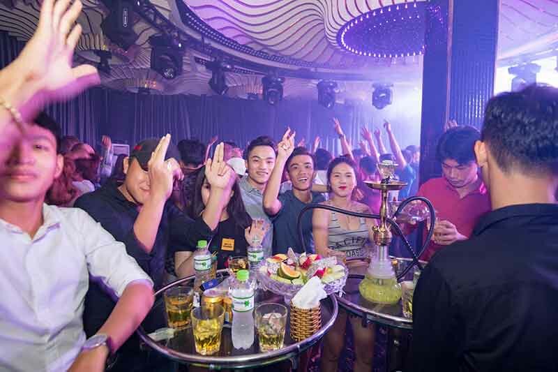 Quốc Quỳnh Lounge & Karaoke in Phu Quoc