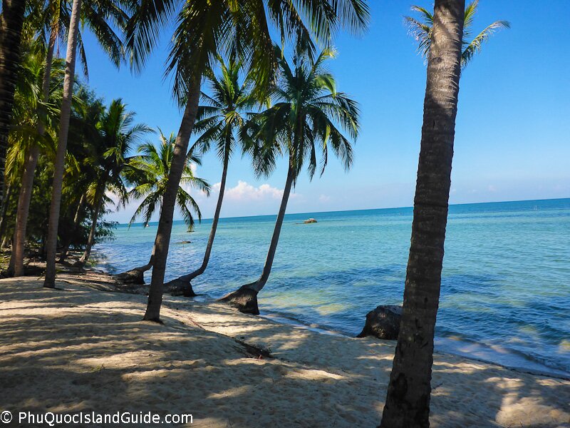 cay sao beach ham ninh