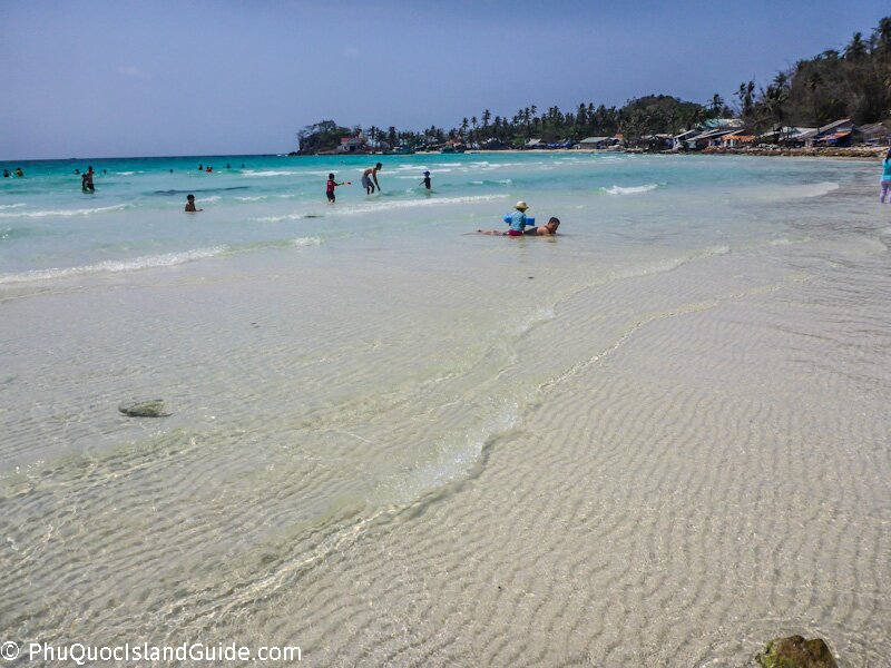 bai chuong beach on nam du island