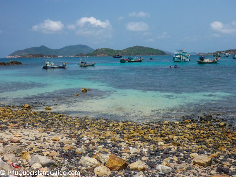 nam beach on hon mau, nam du