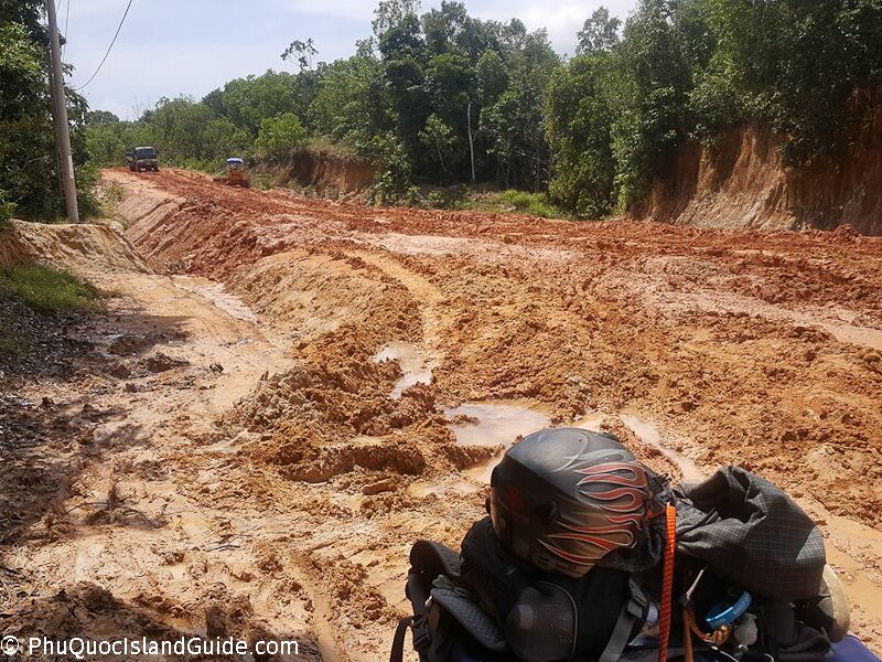 motorbiking on phu quoc