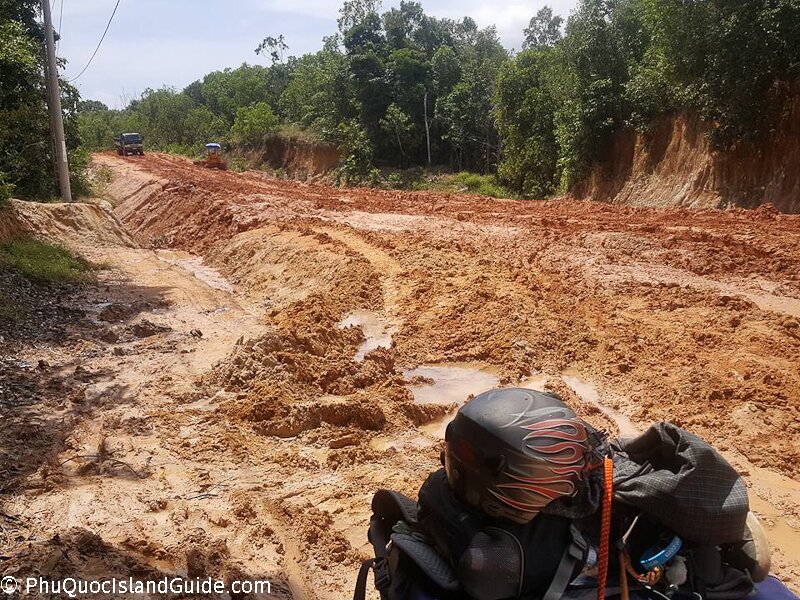 motorbiking on phu quoc