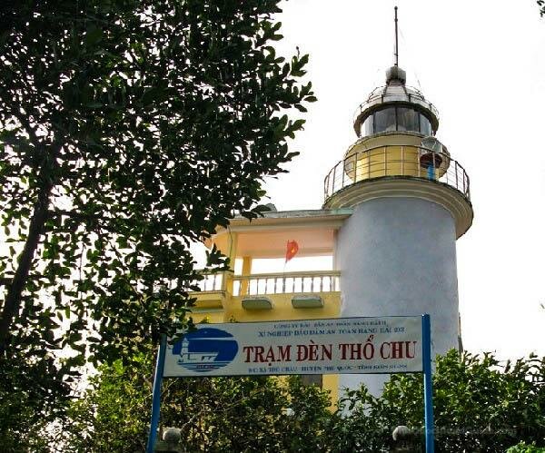 Tho Chu lighthouse
