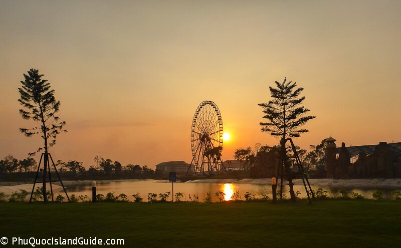 vinpearl land ferris wheel